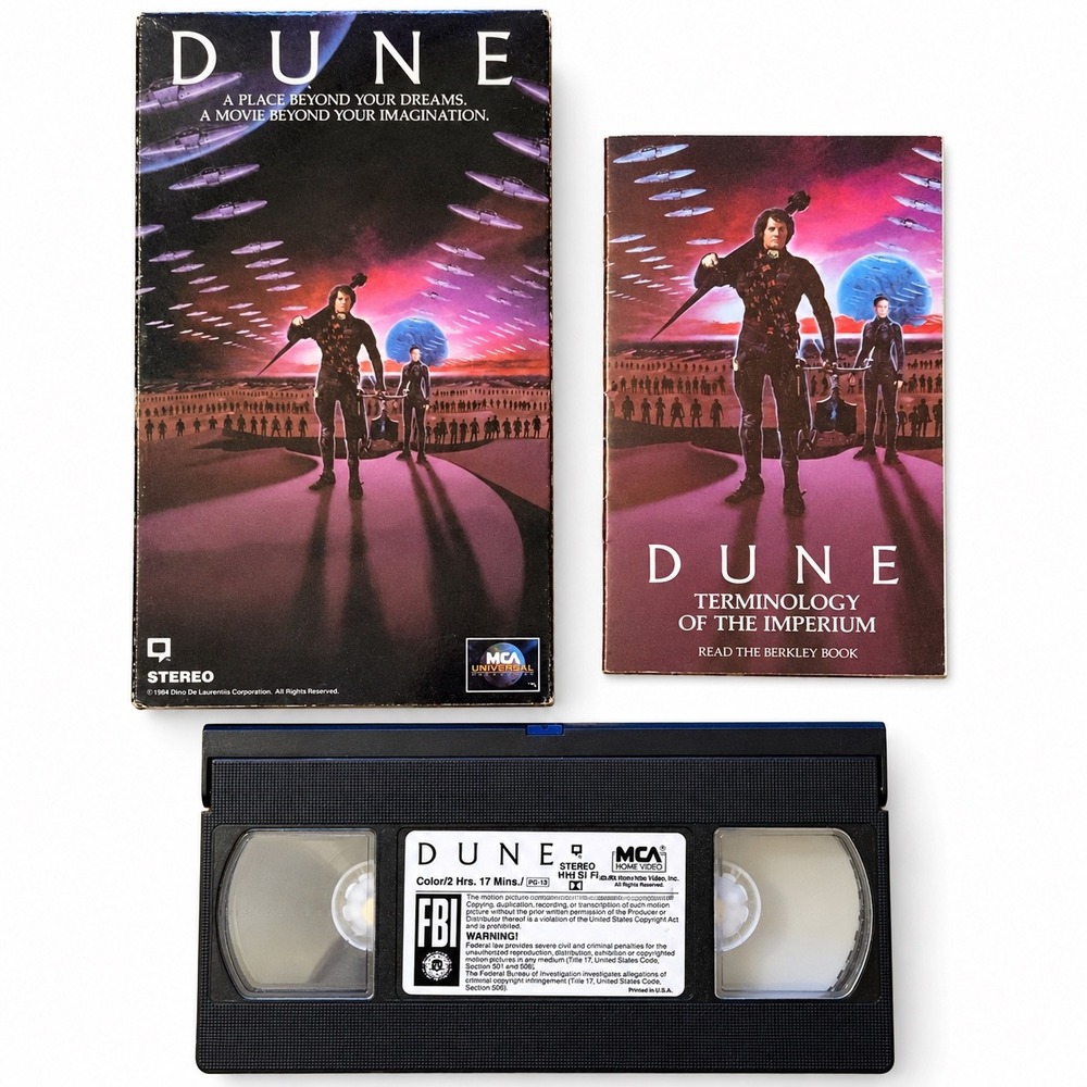 Dune (1984) VHS David Lynch Kyle MacLachlan Sting MCA 80161 w/ Booklet